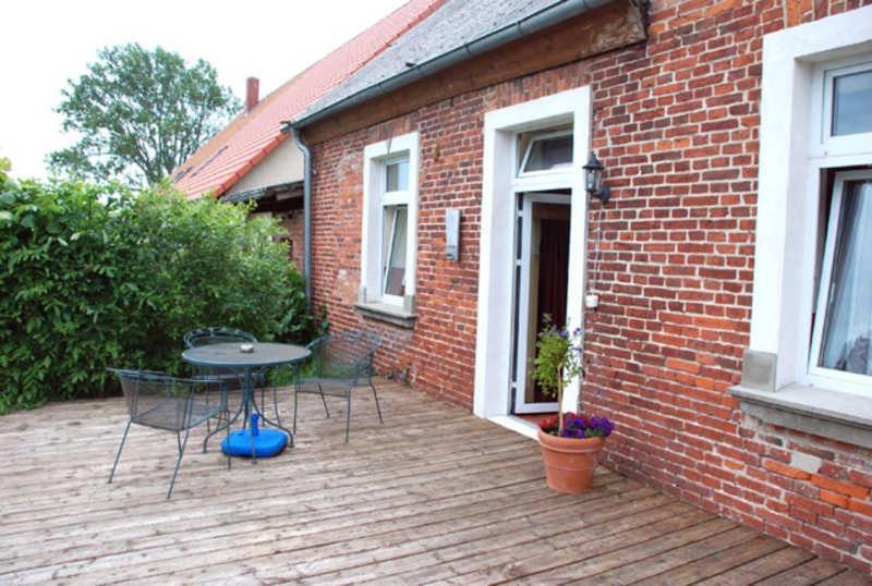 Ferienwohnungen Im Gutshaus Gnies Exterior photo